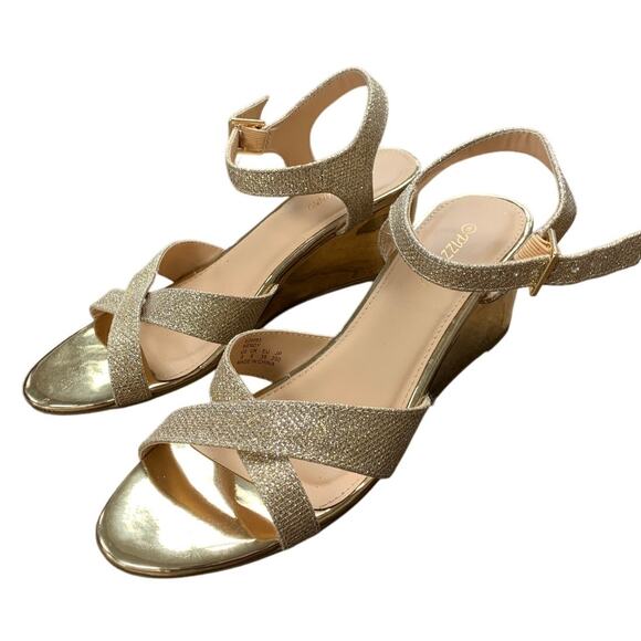 Pizz Annu Womens Size 8 Glitter Gold Wendy 2.5" Wedge Heel Ankle Strap Shoes - Picture 3 of 7